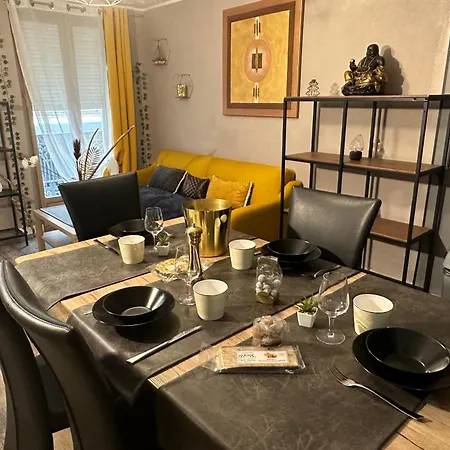 Au Coeur De Apartment